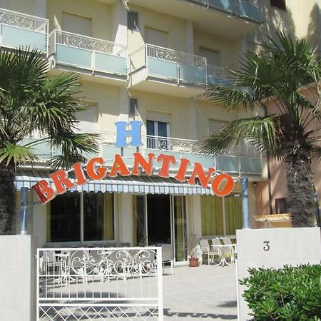Hotel Brigantino Milano Marittima Bagian luar foto